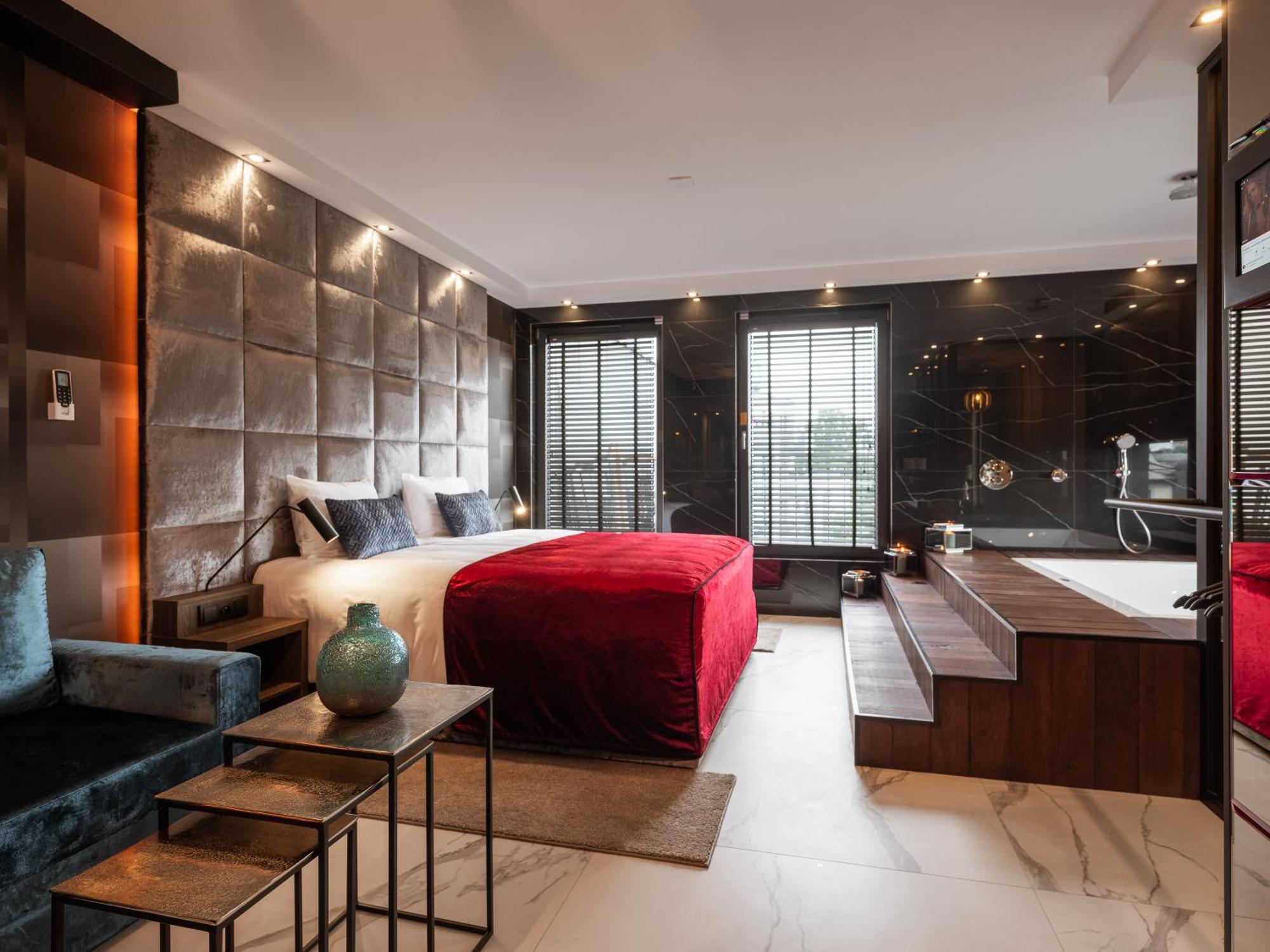 Art Penthouse With Jacuzzi - Krakow Centerアパートメント エクステリア 写真