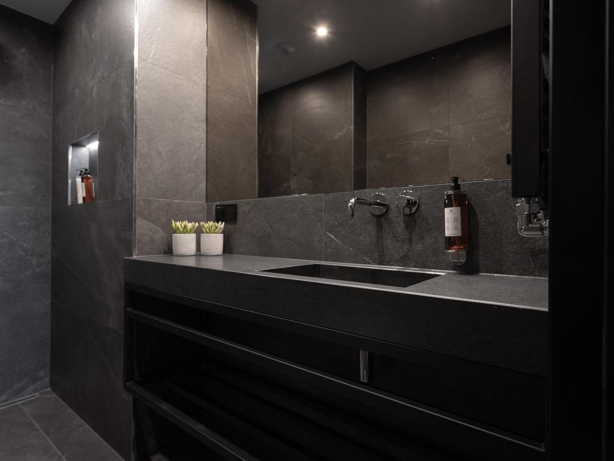 Art Penthouse With Jacuzzi - Krakow Centerアパートメント エクステリア 写真