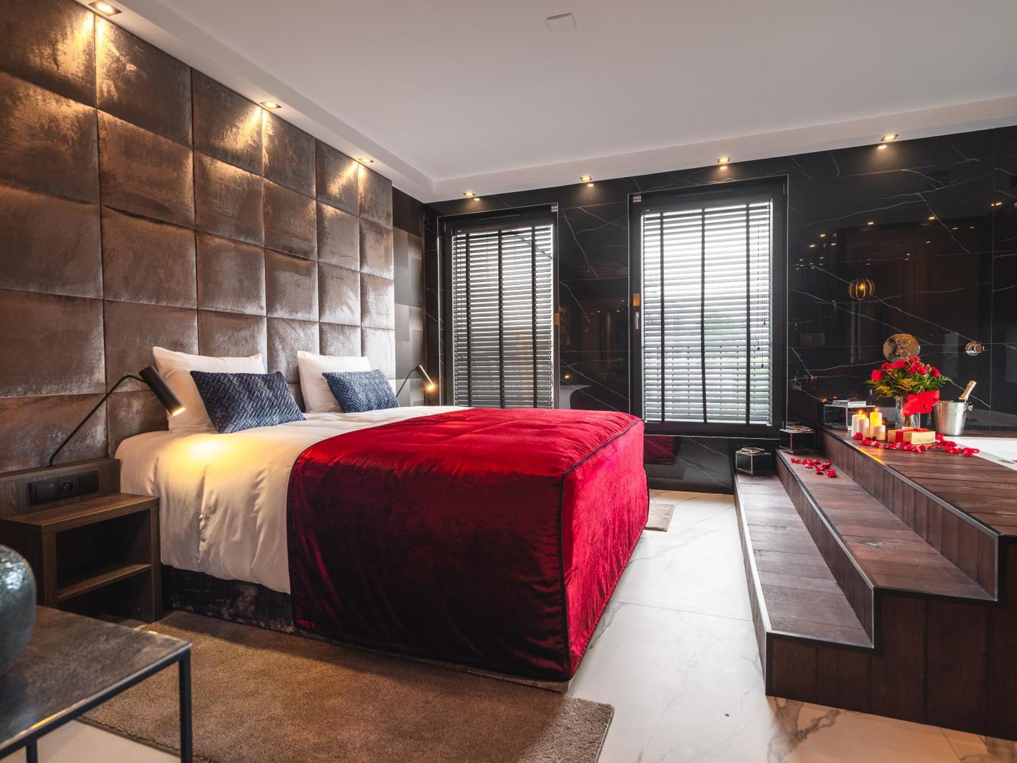 Art Penthouse With Jacuzzi - Krakow Centerアパートメント エクステリア 写真
