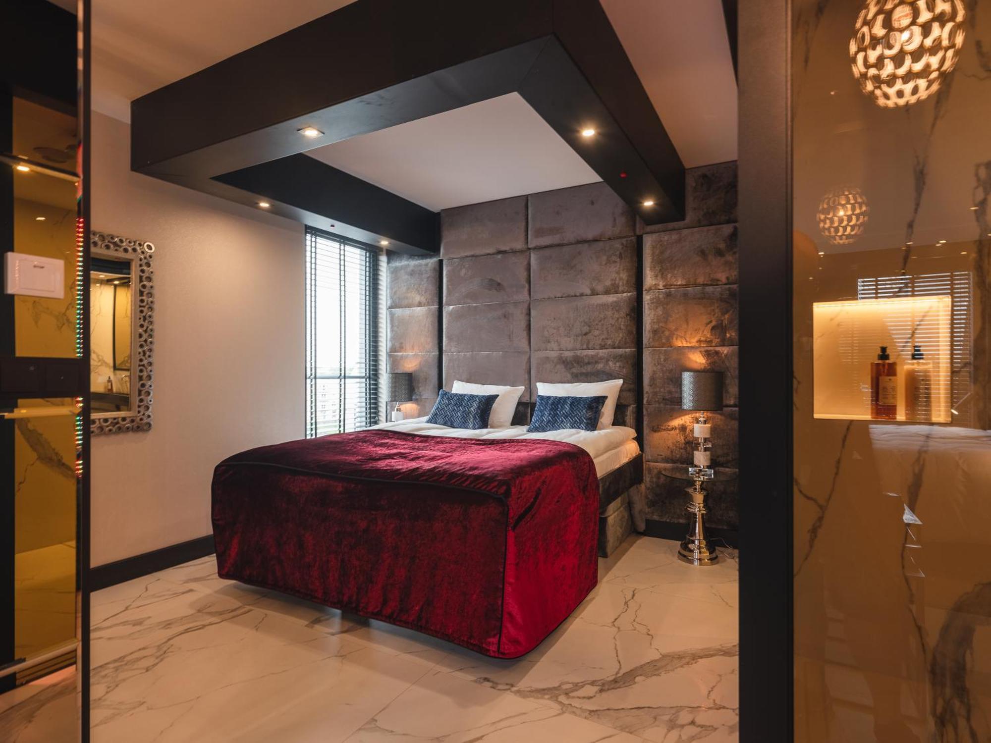 Art Penthouse With Jacuzzi - Krakow Centerアパートメント 部屋 写真